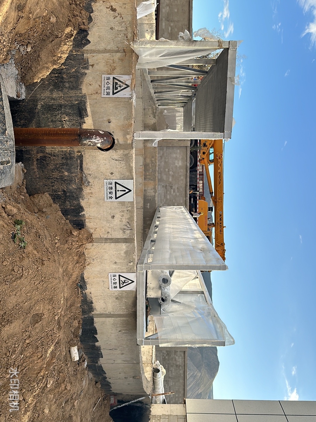1-2502061FRD08.jpg